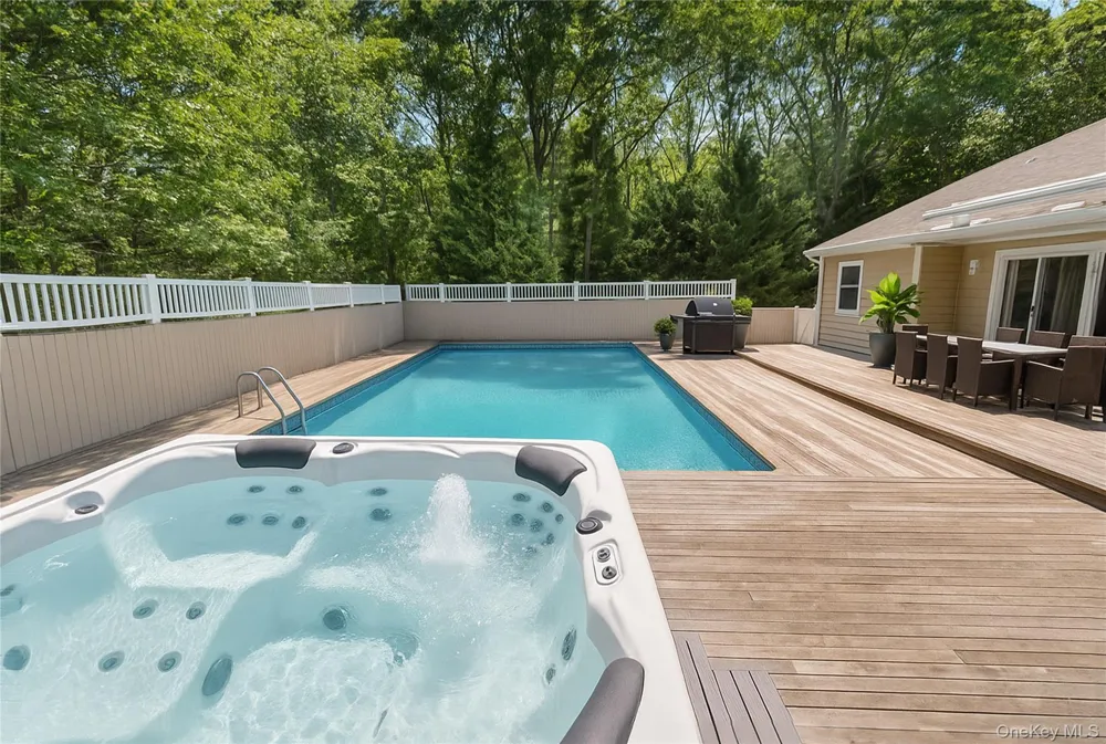 60 Quogue Riverhead Road Quogue, NY 11959