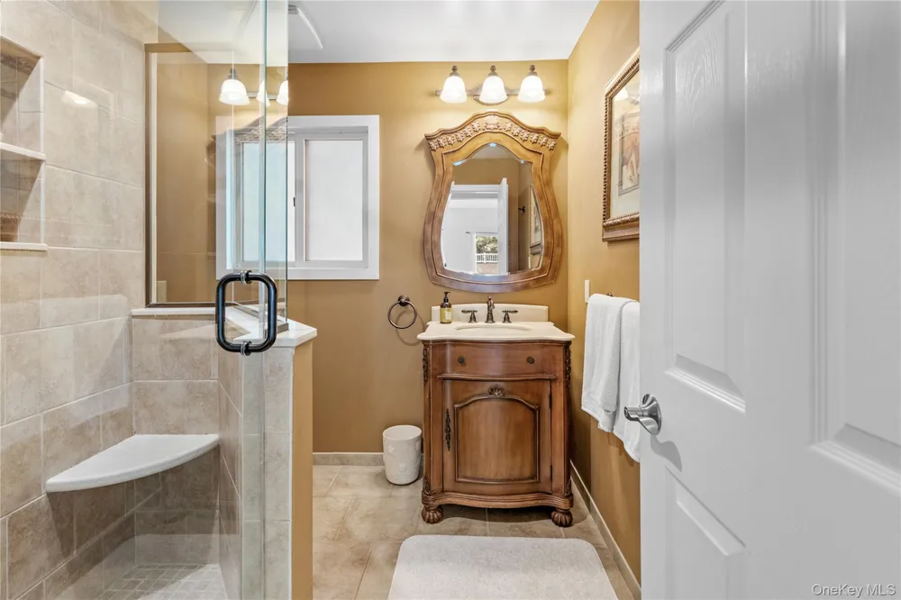 60 Quogue Riverhead Road Quogue, NY 11959