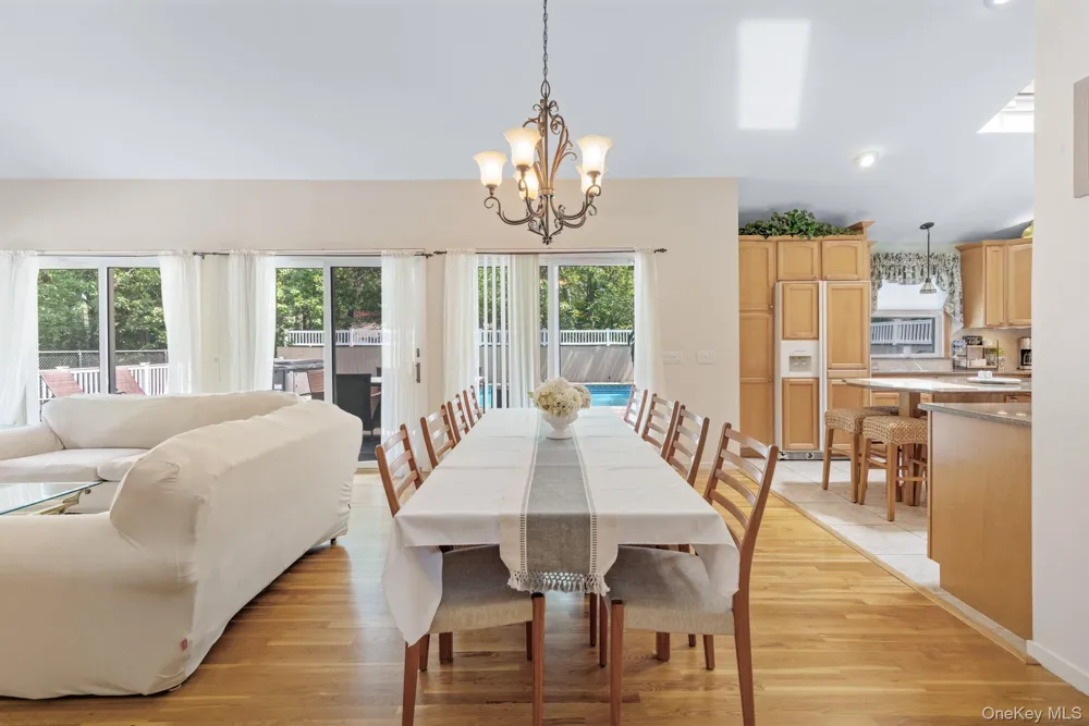 60 Quogue Riverhead Road Quogue, NY 11959