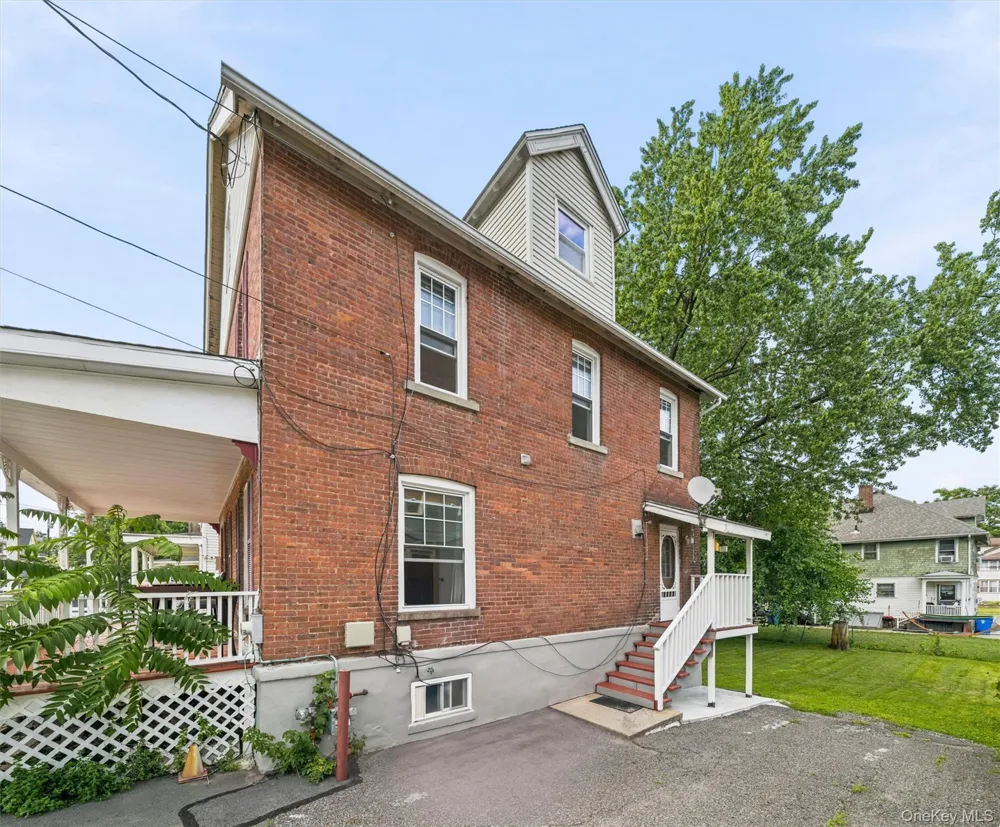 21 Harrison Street Middletown, NY 10940