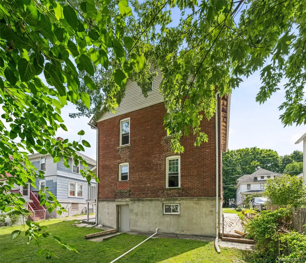 21 Harrison Street Middletown, NY 10940