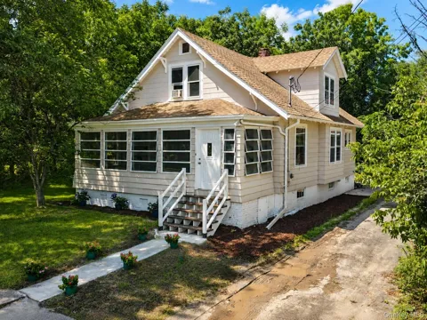 156 W Bridge Street