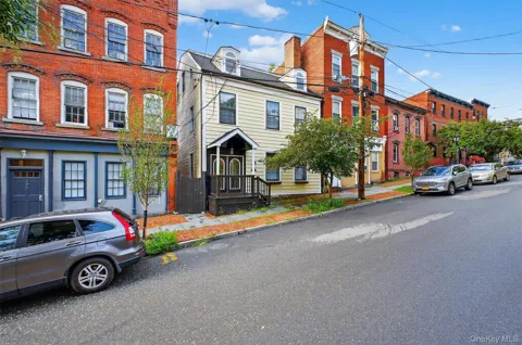 181 Union Street