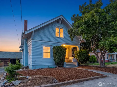 311 Okanogan Avenue