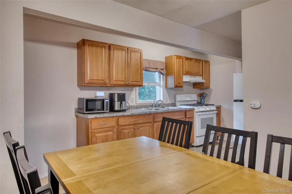 429 Kaplan Avenue Greenport, NY 11944
