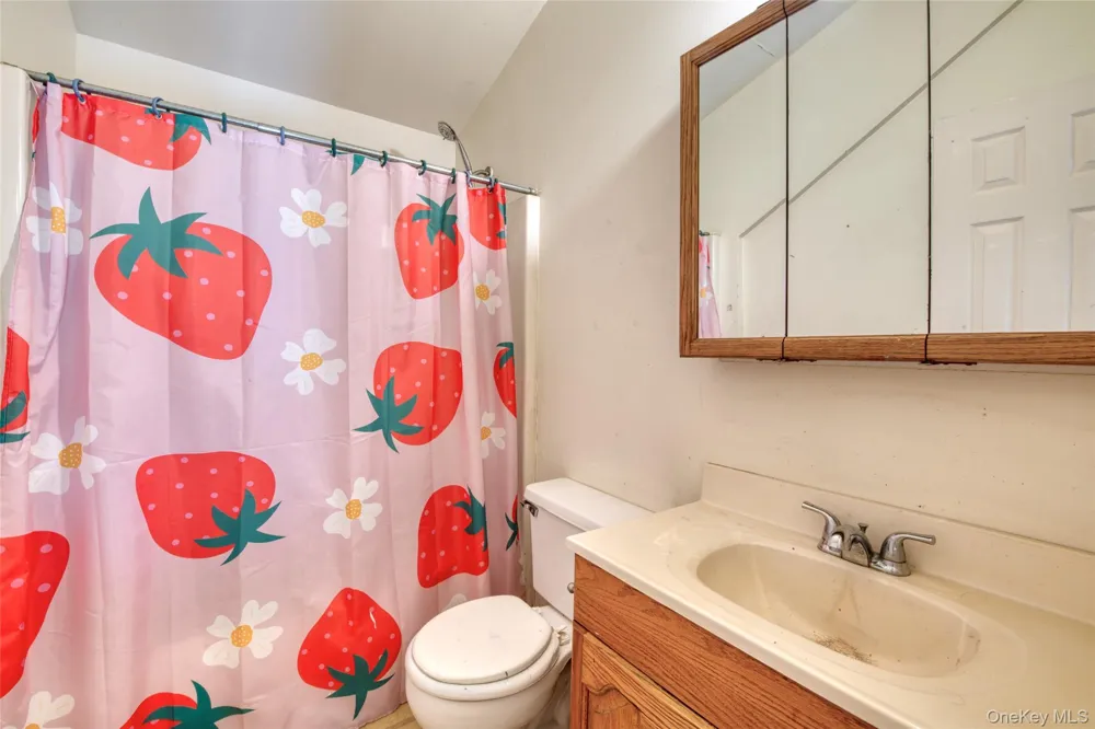 429 Kaplan Avenue Greenport, NY 11944