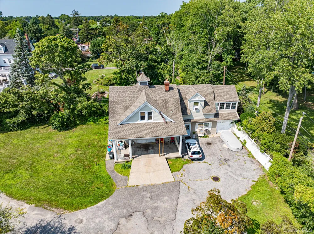 45 S Penataquit Avenue Bay Shore, NY 11706