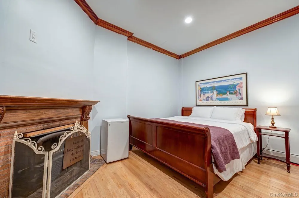45 S Penataquit Avenue Bay Shore, NY 11706