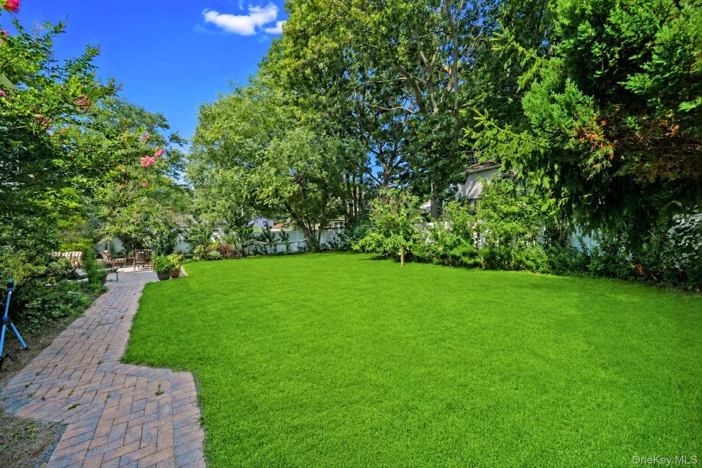 37 Main Avenue Mastic, NY 11950
