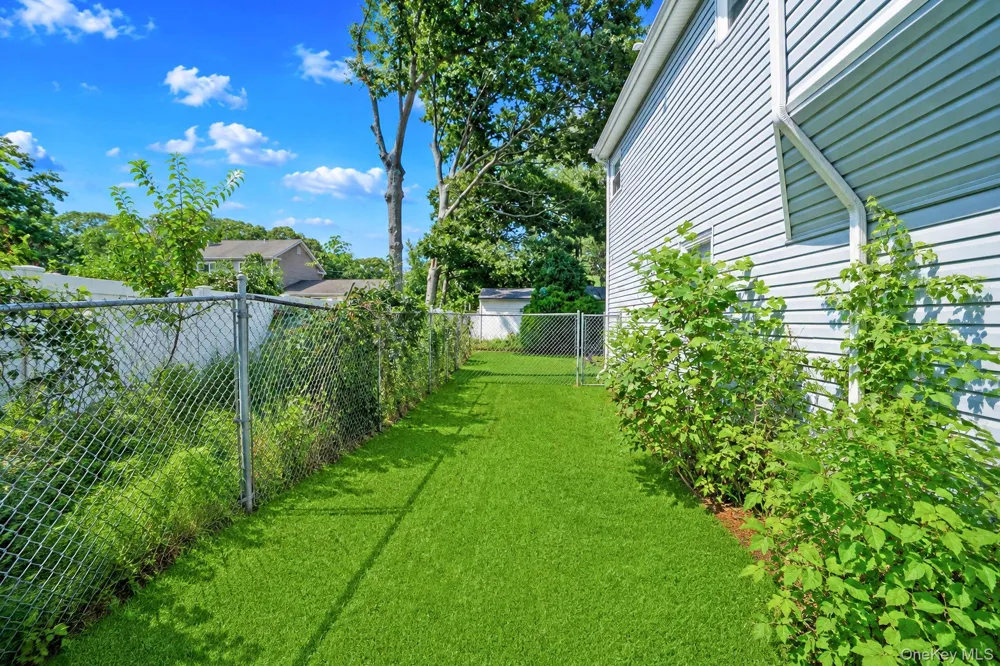37 Main Avenue Mastic, NY 11950