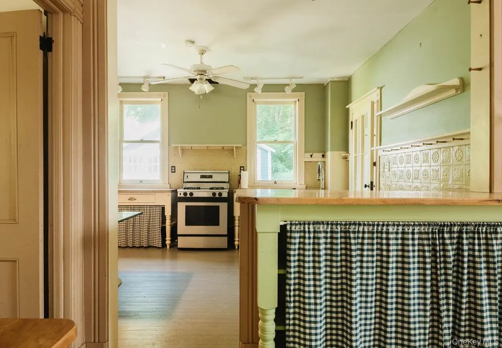 232 Old Route 22 Wassaic, NY 12592