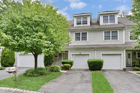 27 Underhill Drive