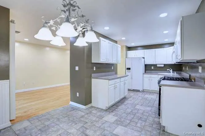 27 Underhill Drive Pomona, NY 10970