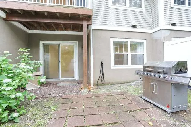 27 Underhill Drive Pomona, NY 10970