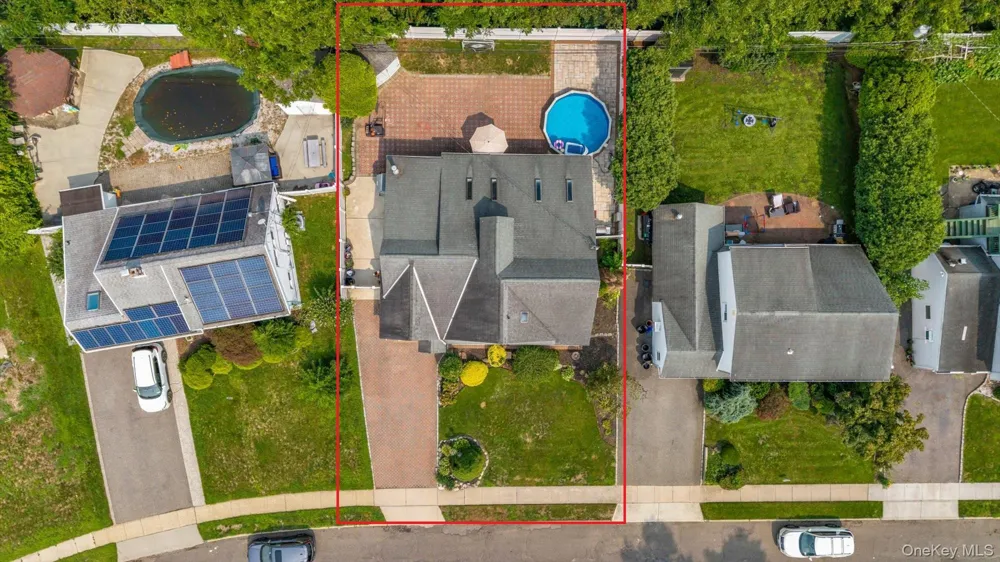 161 Friends Lane Westbury, NY 11590