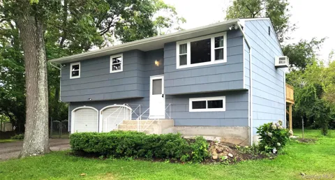 339 Deer Road