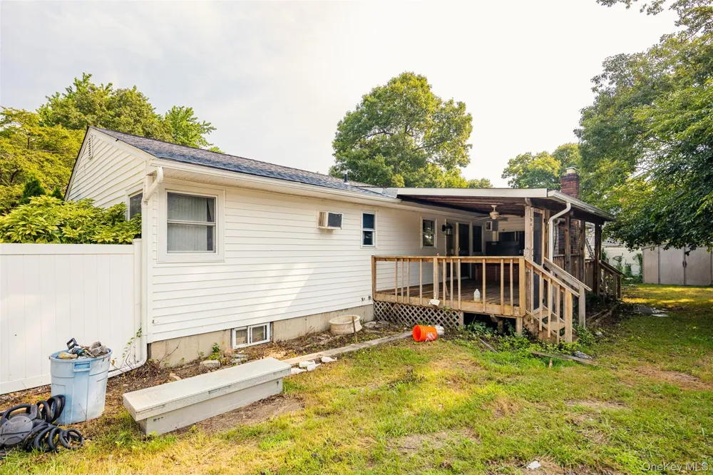 36 Schenk Drive Shirley, NY 11967