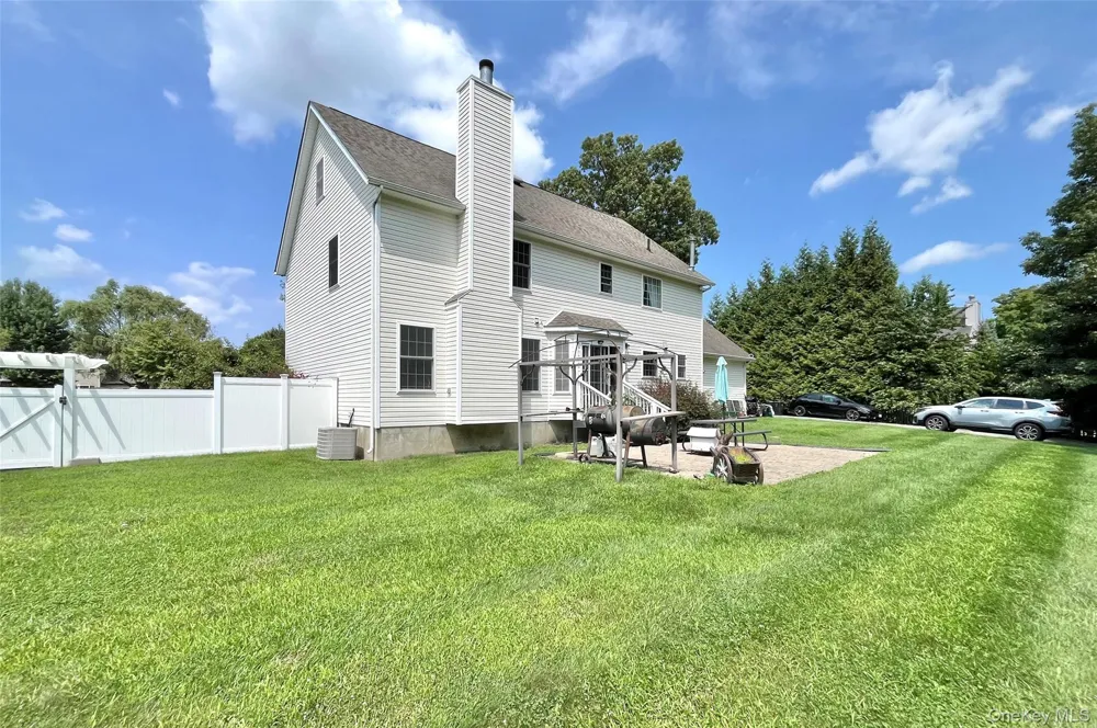 7 Frances Lane Monroe, NY 10950