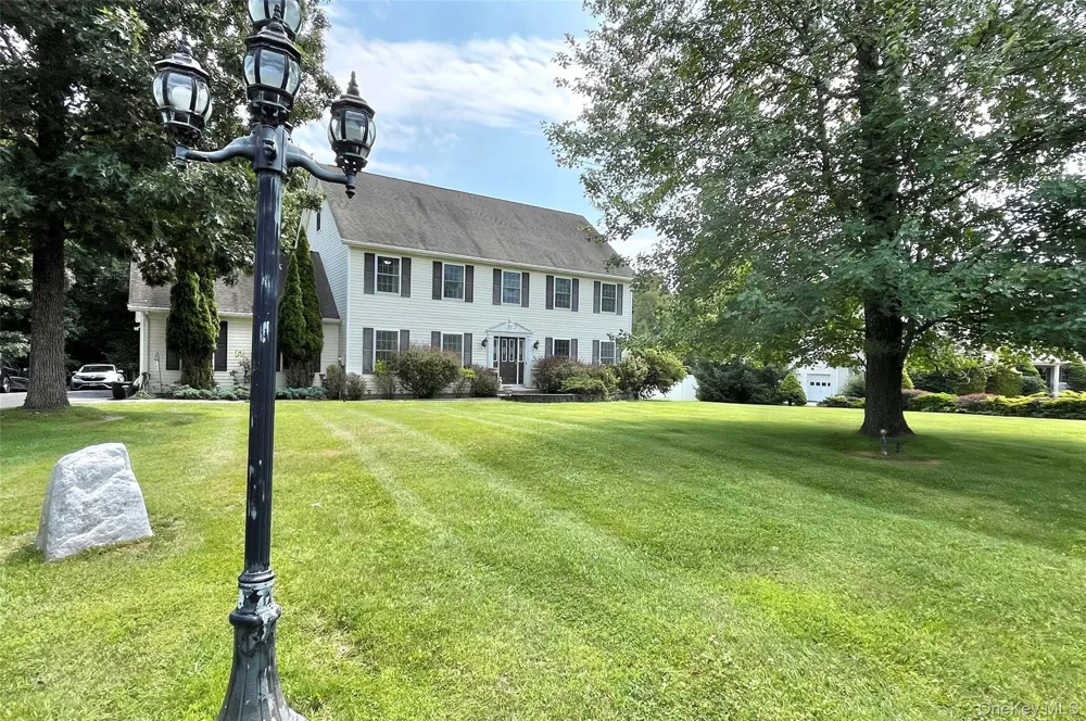 7 Frances Lane Monroe, NY 10950