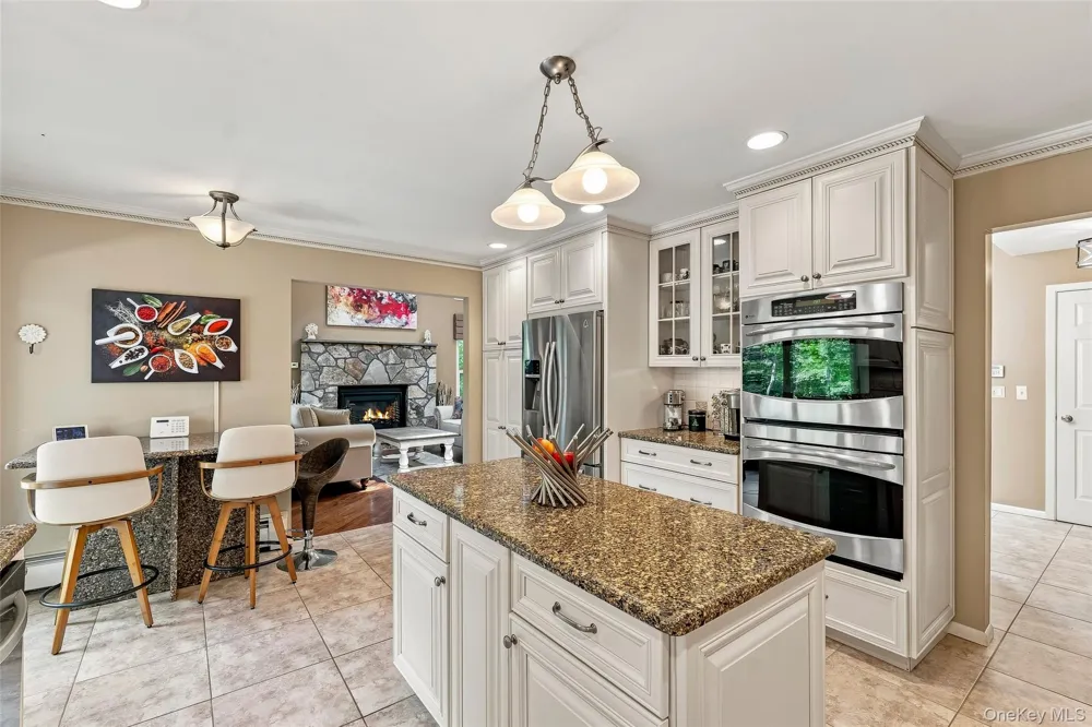 2278 Hunterbrook Road Yorktown Heights, NY 10598