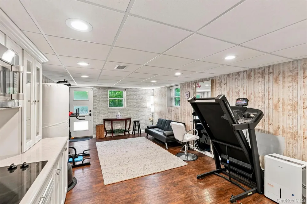 2278 Hunterbrook Road Yorktown Heights, NY 10598