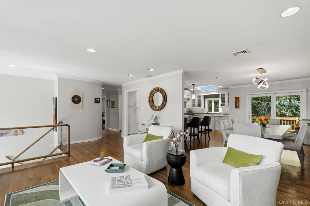 3105 Clubhouse Road Merrick, NY 11566