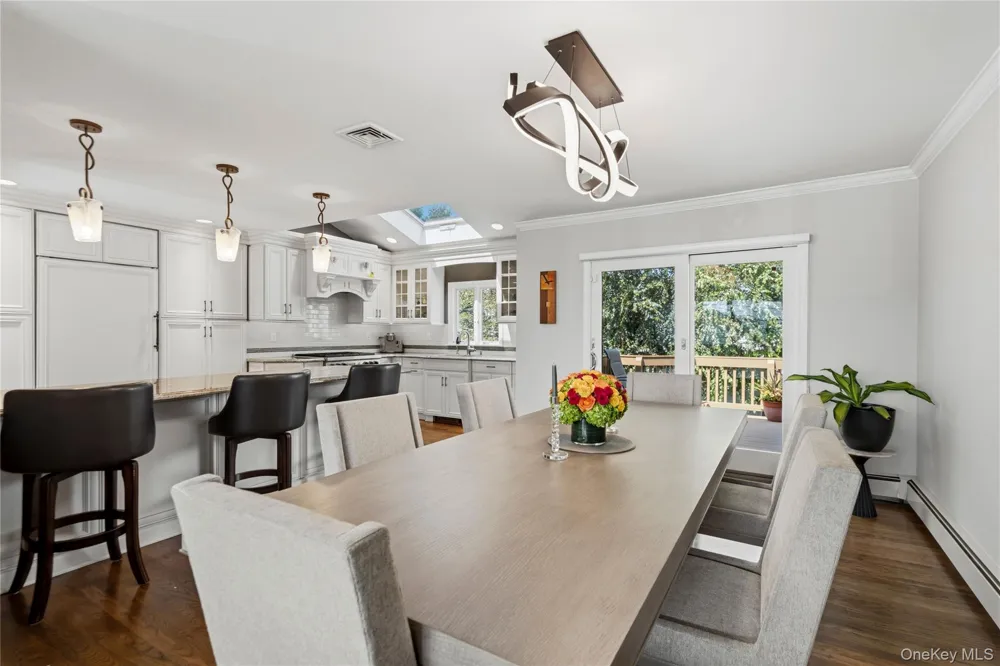 3105 Clubhouse Road Merrick, NY 11566