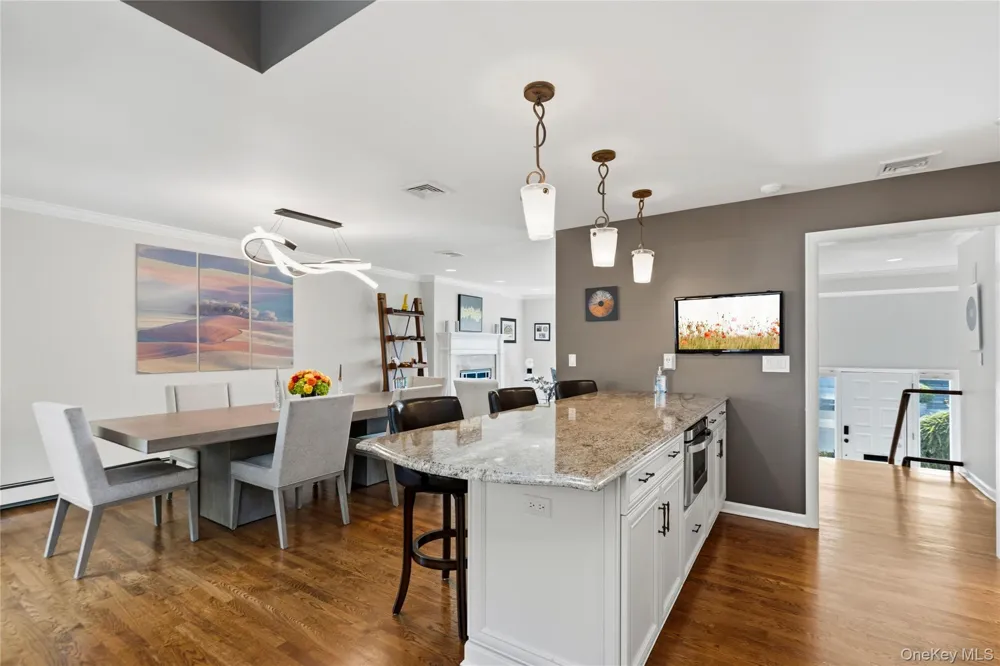 3105 Clubhouse Road Merrick, NY 11566