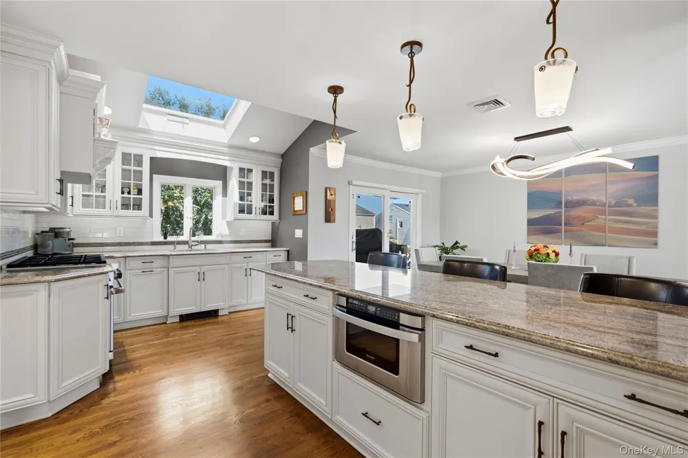 3105 Clubhouse Road Merrick, NY 11566