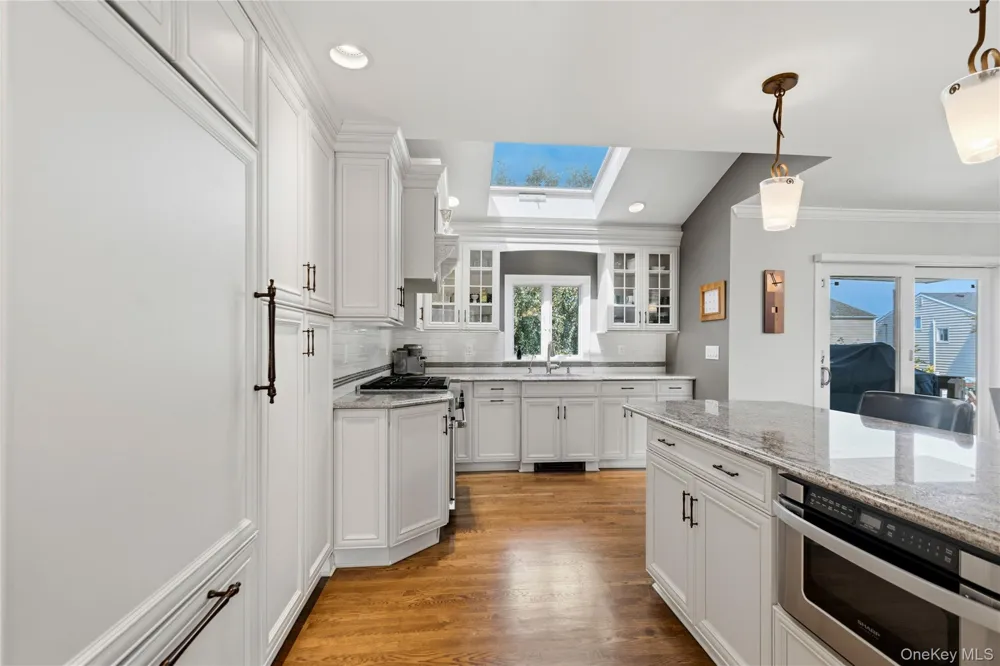 3105 Clubhouse Road Merrick, NY 11566