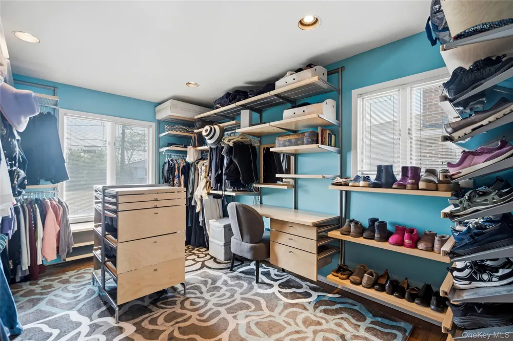 3105 Clubhouse Road Merrick, NY 11566