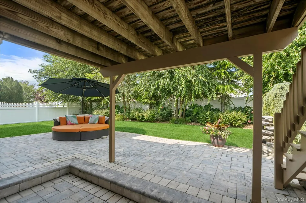 3105 Clubhouse Road Merrick, NY 11566