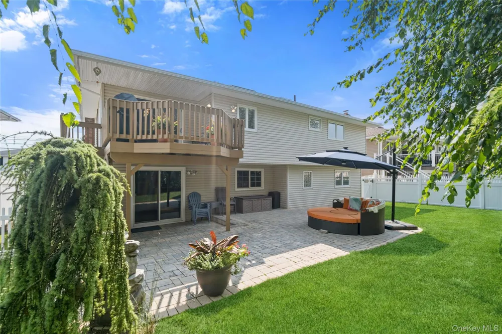 3105 Clubhouse Road Merrick, NY 11566