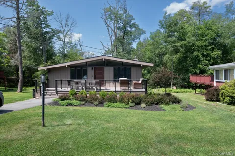 7 Donenfeld Drive