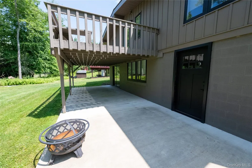 7 Donenfeld Drive Kauneonga Lake, NY 12749