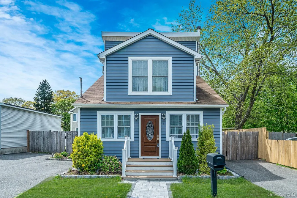 4 Morgan Avenue Port Jefferson Station, NY 11776