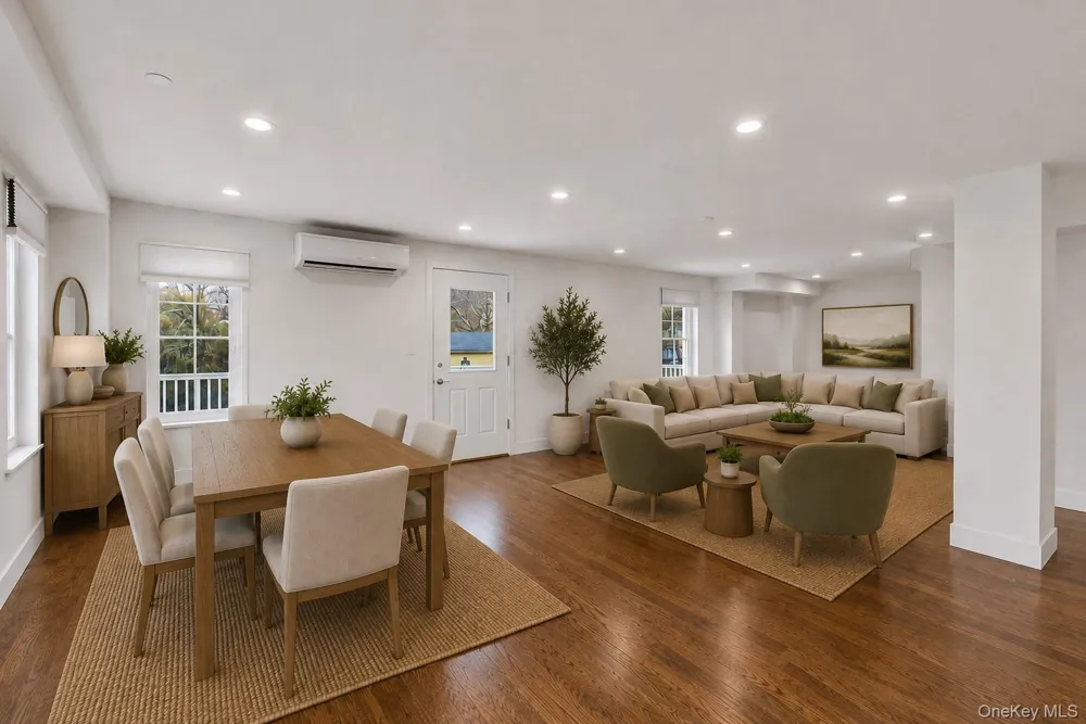1431 Old Northern Boulevard #5 Roslyn, NY 11576