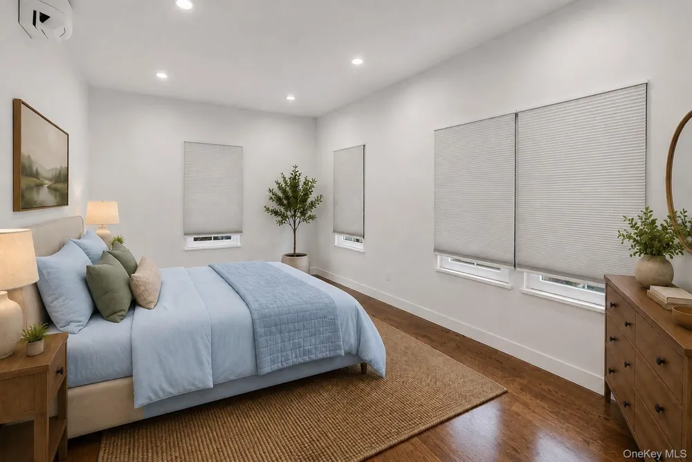 1431 Old Northern Boulevard #5 Roslyn, NY 11576