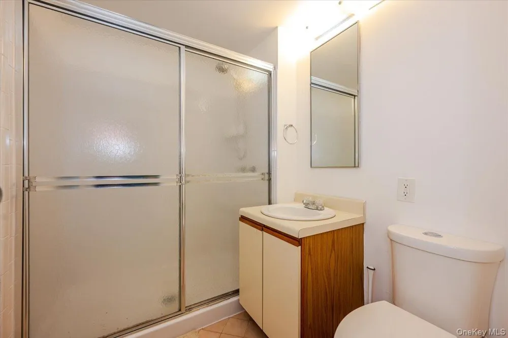 730 W Broadway #2J Long Beach, NY 11561