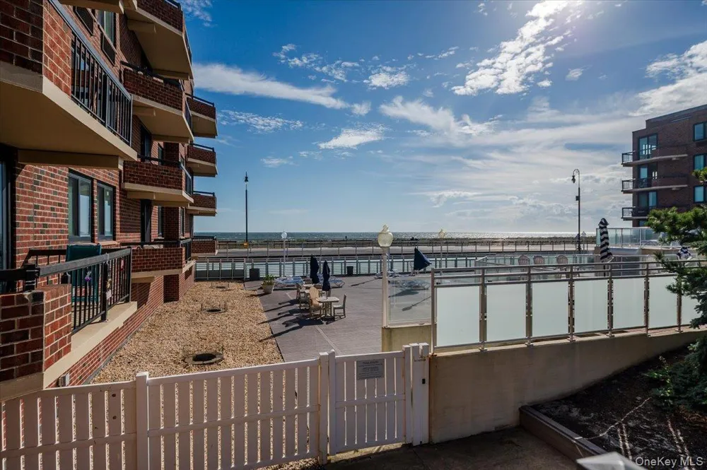 730 W Broadway #2J Long Beach, NY 11561