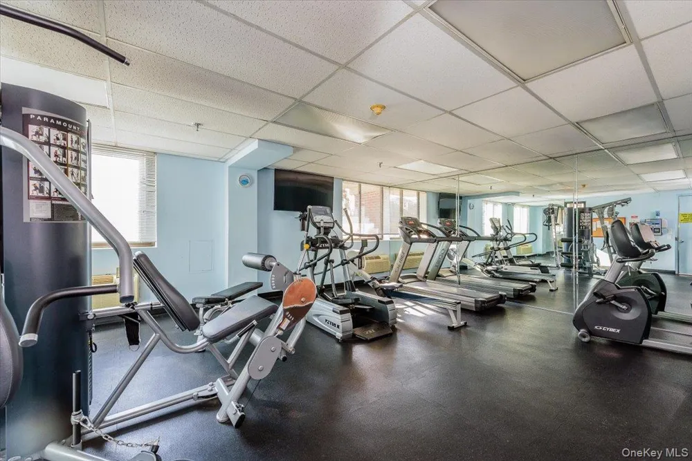 730 W Broadway #2J Long Beach, NY 11561