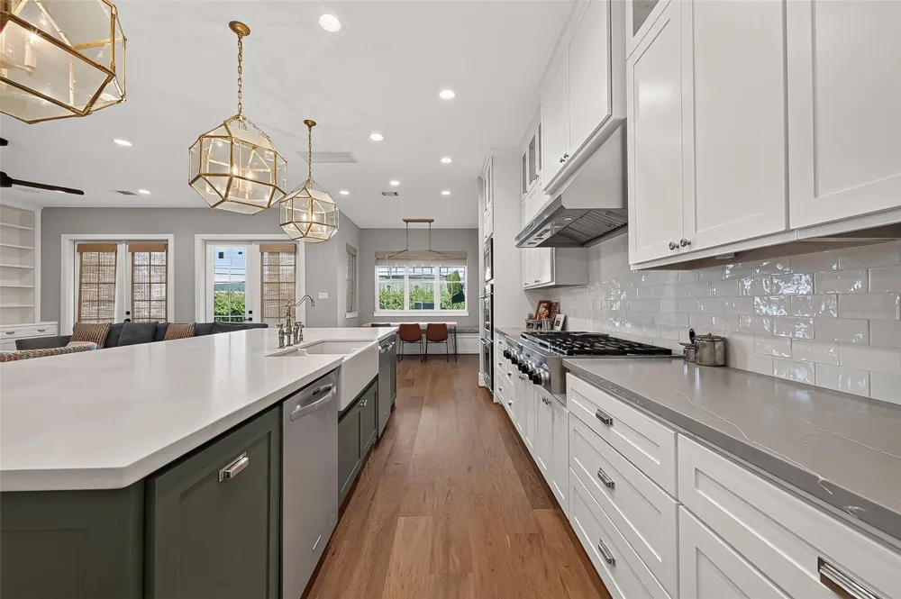 4915 Cheena Drive Houston, TX 77096