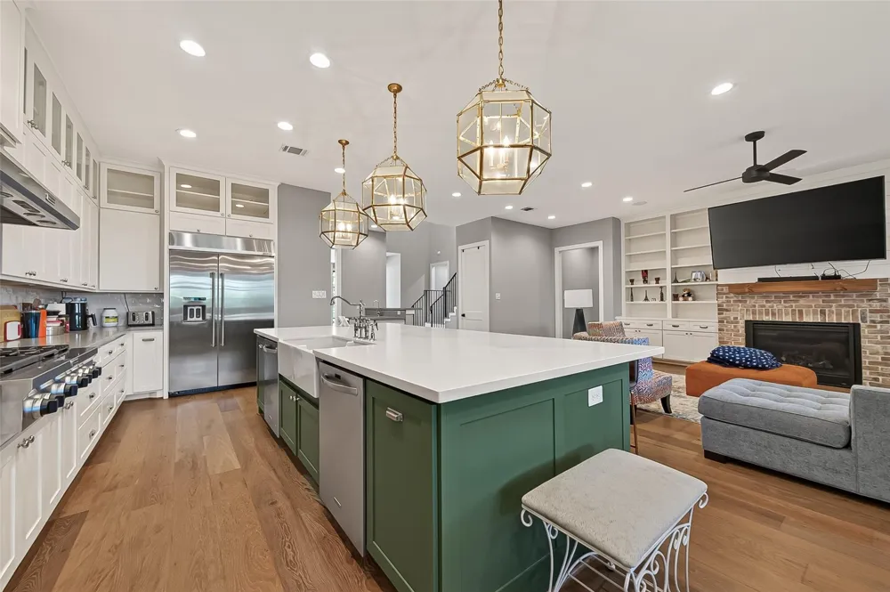 4915 Cheena Drive Houston, TX 77096