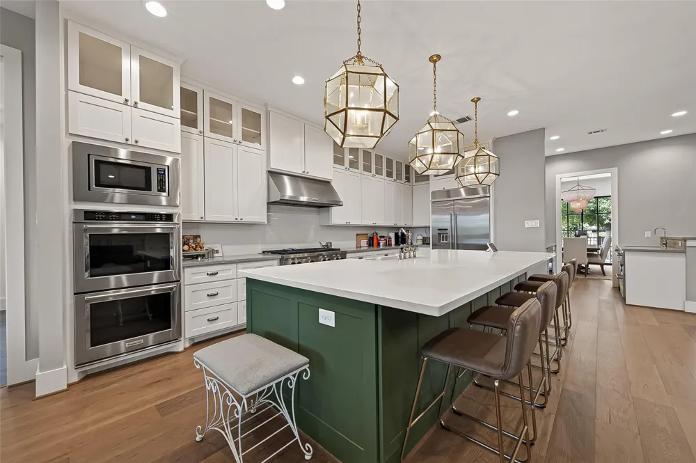 4915 Cheena Drive Houston, TX 77096