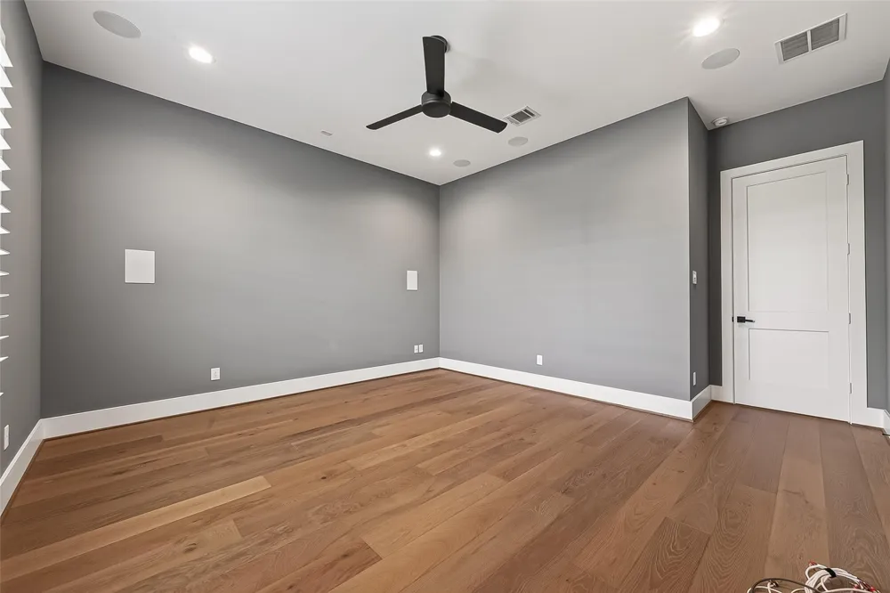 4915 Cheena Drive Houston, TX 77096