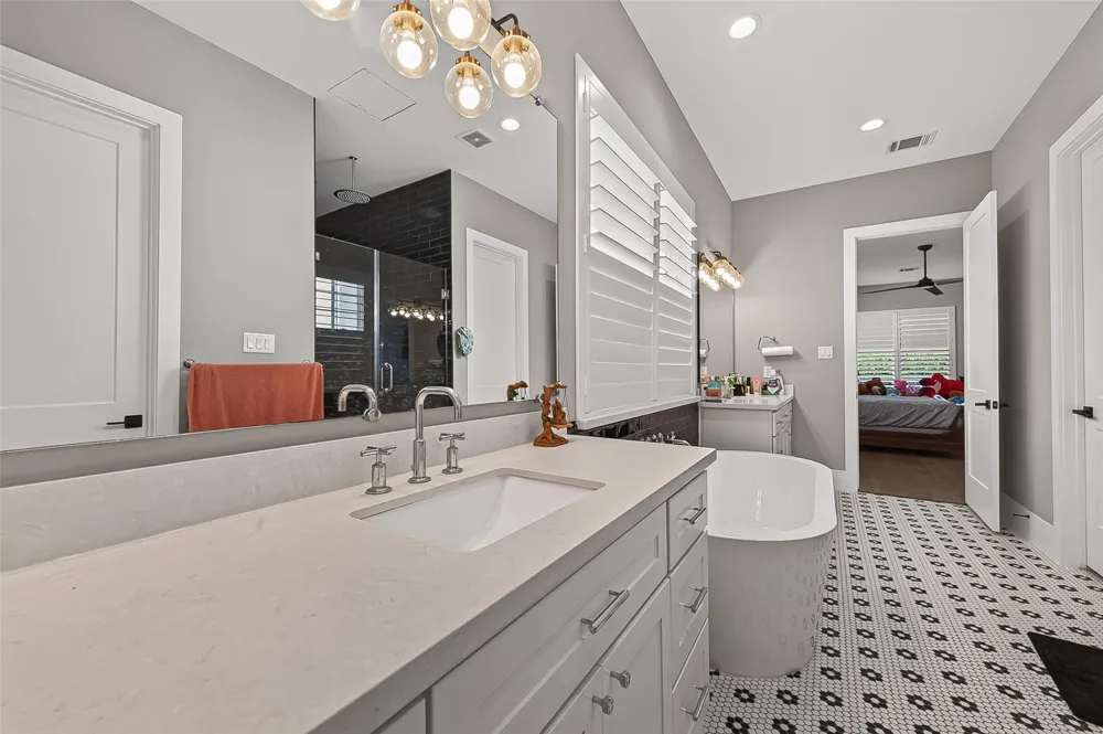 4915 Cheena Drive Houston, TX 77096