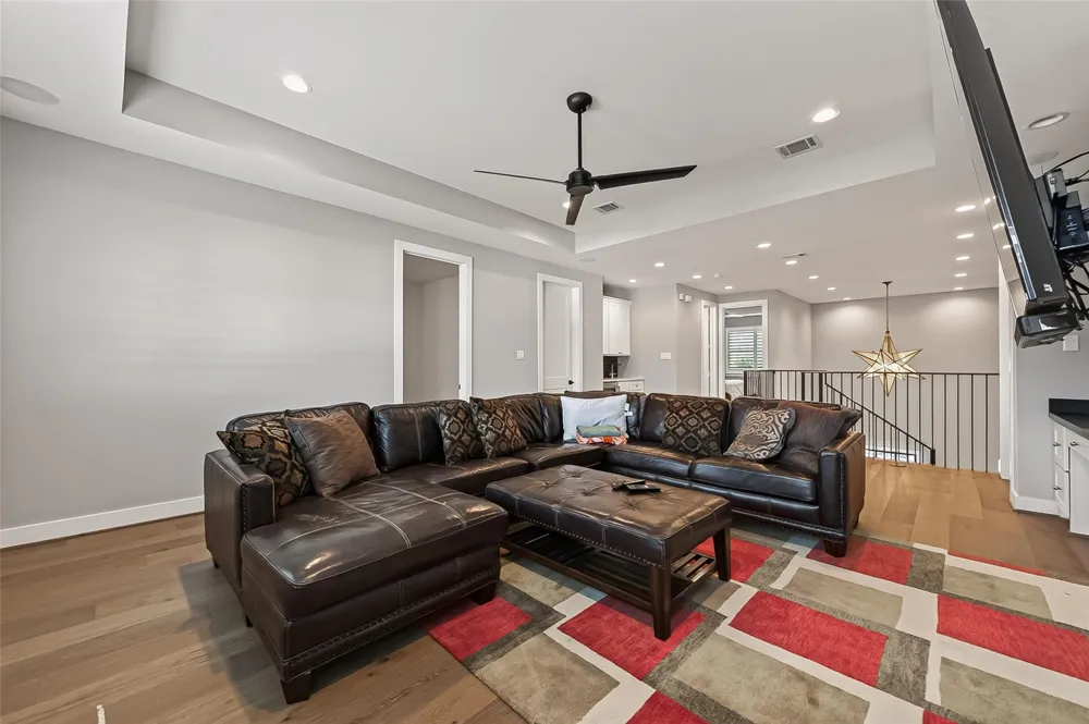 4915 Cheena Drive Houston, TX 77096