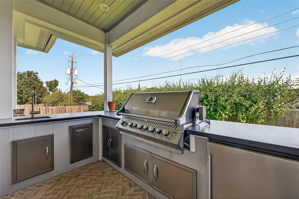 4915 Cheena Drive Houston, TX 77096