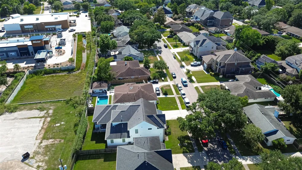 4915 Cheena Drive Houston, TX 77096