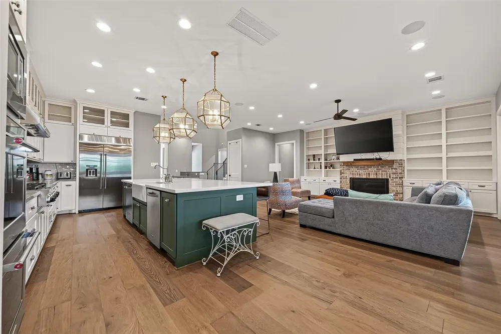 4915 Cheena Drive Houston, TX 77096